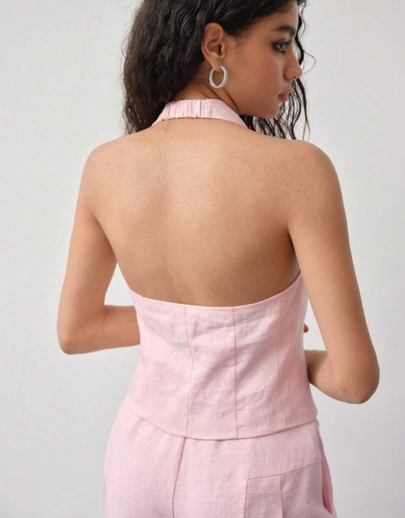 Pink top halter y pantalón de lino