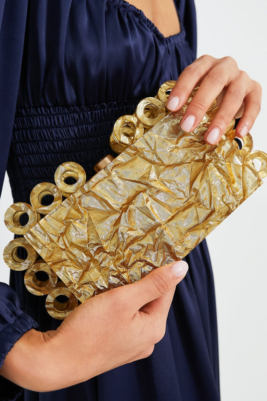 Bolso de mano de acrílico para mujer color dorado