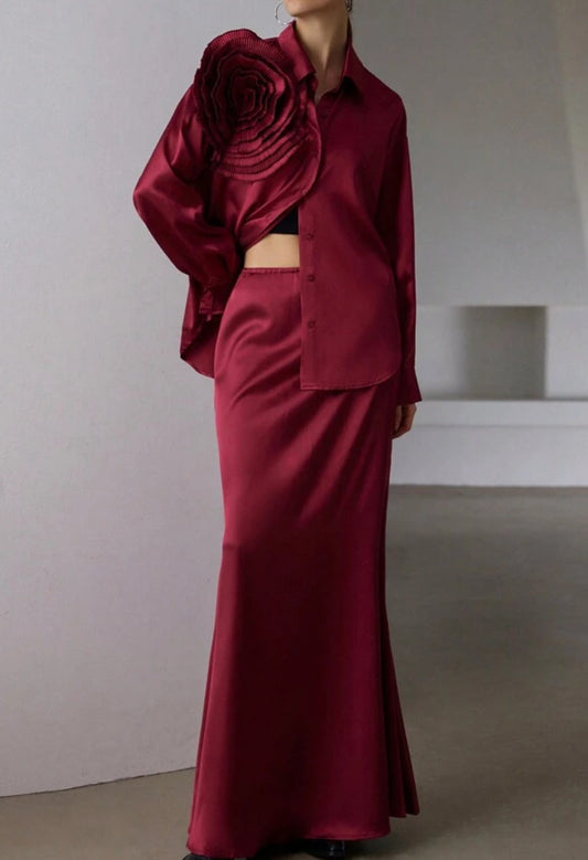 Conjunto blusa y falda de seda rojo