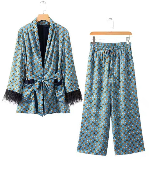 Conjunto seda formal/informal en tono azul.