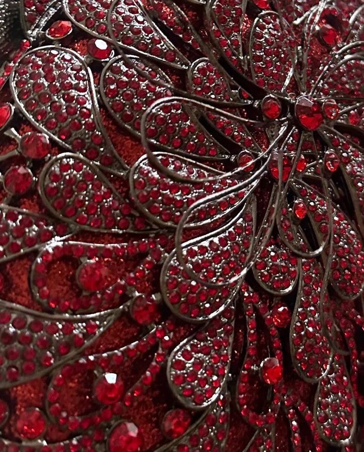 Cartera de mano con piedras de Color rojo vino