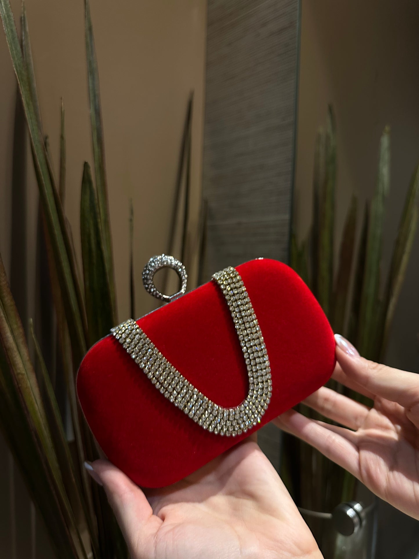 Bolsos de noche de terciopelo de lujo para mujer.