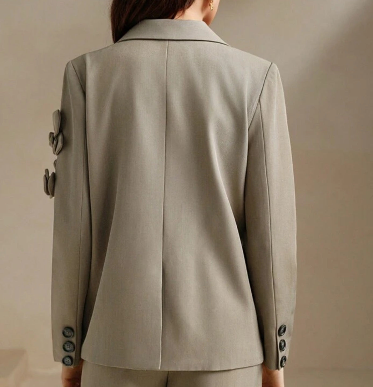 Blazer flores 3D gris