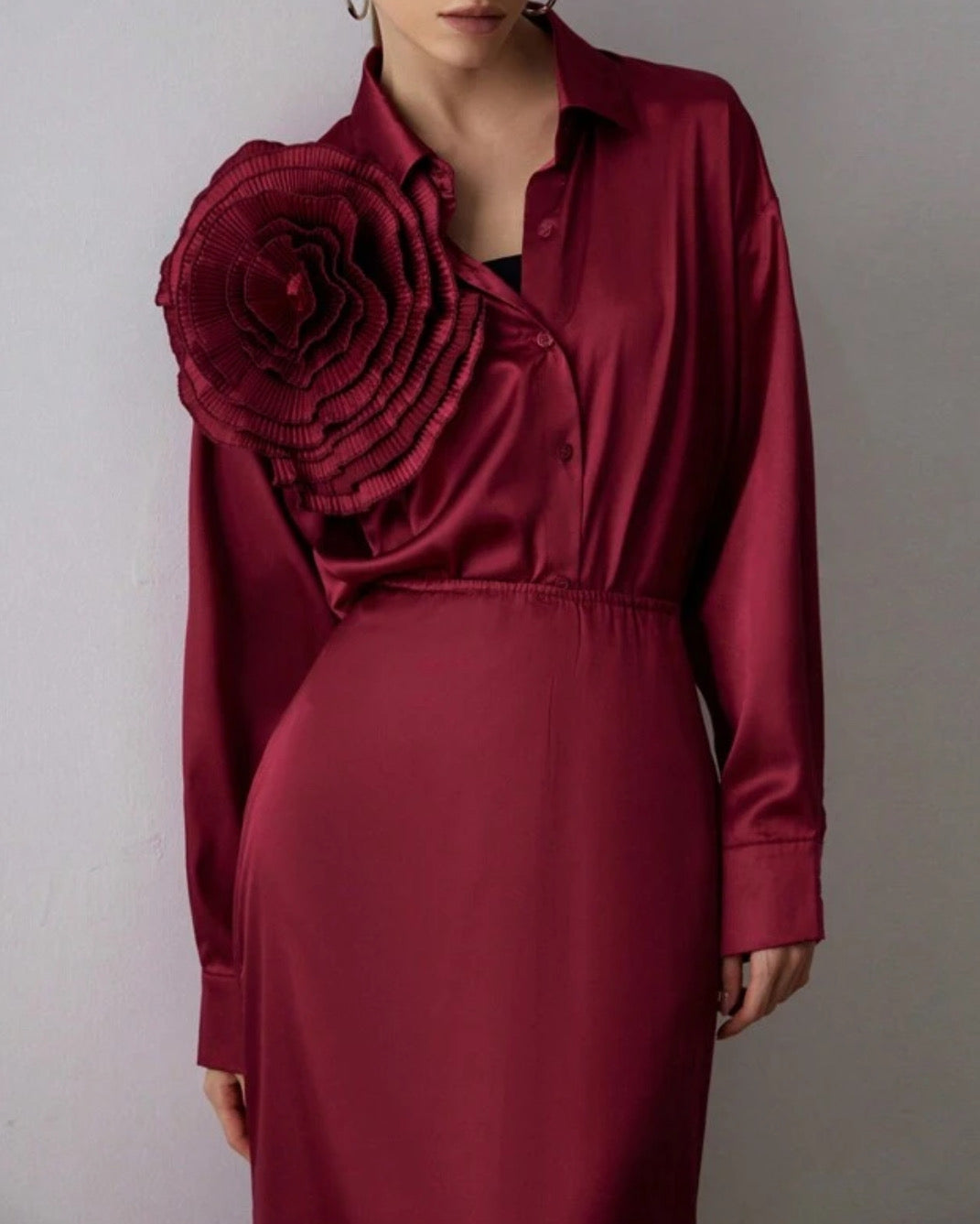 Conjunto blusa y falda de seda rojo